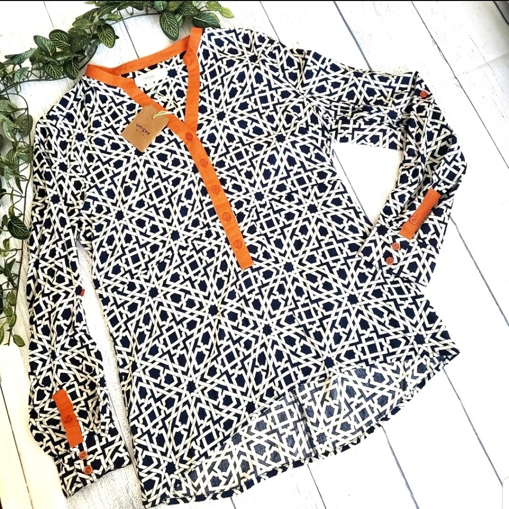 NWOT Umgee Geometric Design V-Neck Top Tunic Size Small